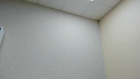 Snapshot of sweetmarylove chatting on 10/18/25, 09:43 sweetmarylove online show from 10/18/25, 09:43