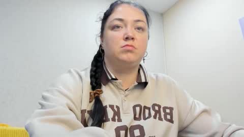 Snapshot of sweetmarylove chatting on 10/27/25, 09:24 sweetmarylove online show from 10/27/25, 09:24