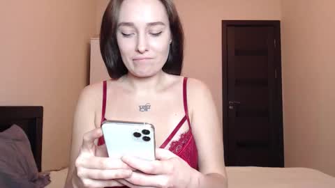 Snapshot of sweetmiaa chatting on 03/04/26, 10:05 Mia online show from 03/04/26, 10:05