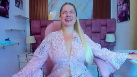sweetmichel_sexy online show from 02/03/26, 10:48