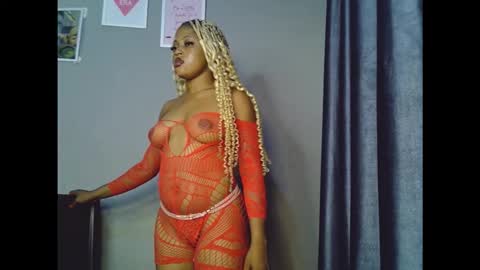 Snapshot of sweetmila9 chatting on 02/20/26, 05:48 sweetmila9 online show from 02/20/26, 05:48