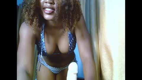 sweetmila9 online show from 04/11/26, 06:51