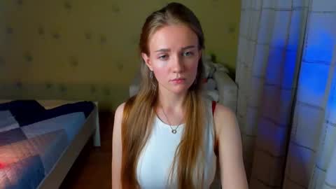 Snapshot of sweetmilkis chatting on 09/30/25, 08:25 Swetmilkis online show from 09/30/25, 08:25