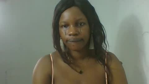 Snapshot of sweetncreamyx chatting on 05/19/26, 08:31 sweetncreamyx online show from 05/19/26, 08:31