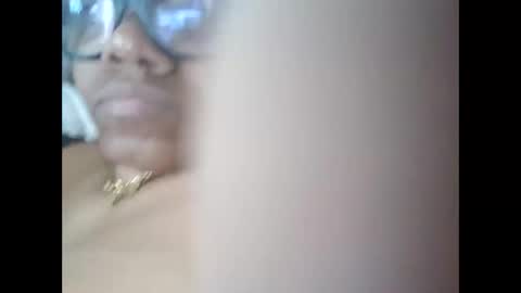 Snapshot of sweetness2532 chatting on 04/05/26, 02:03 sweetness2532 online show from 04/05/26, 02:03