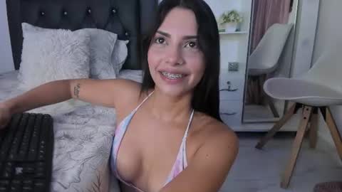 Snapshot of sweetnicky1 chatting on 07/14/26, 02:56 sweetnicky1 online show from 07/14/26, 02:56