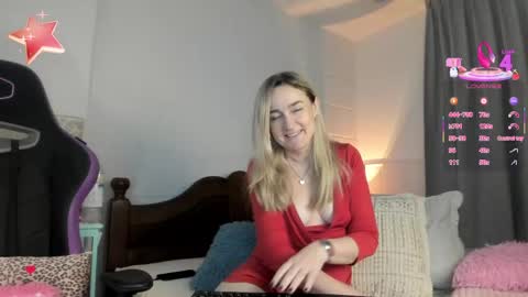 Snapshot of sweetnina_wet chatting on 05/08/26, 11:10 Sweetnina online show from 05/08/26, 11:10