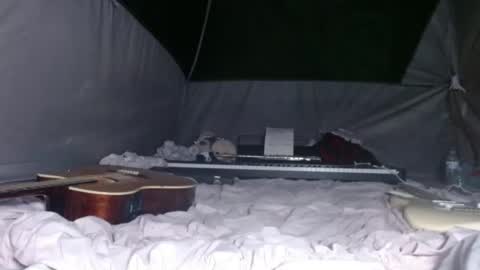 April online show from 01/01/25, 07:09