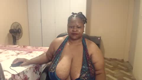 sweetnoziexxx online show from 04/13/26, 05:24