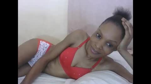 ESTHER online show from 09/30/25, 07:02