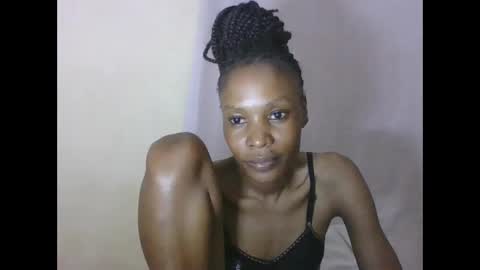 ESTHER online show from 10/17/25, 07:38