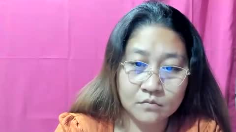 Snapshot of sweetpilipina88 chatting on 12/23/24, 02:56 MIA online show from 12/23/24, 02:56