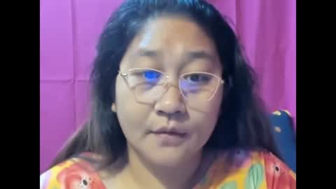 Snapshot of sweetpilipina88 chatting on 01/10/25, 12:17 MIA online show from 01/10/25, 12:17