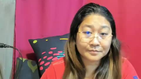 Snapshot of sweetpilipina88 chatting on 01/26/25, 12:11 MIA online show from 01/26/25, 12:11