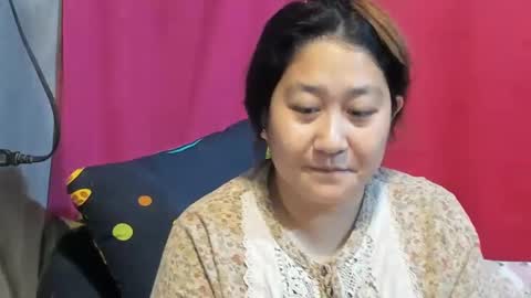 Snapshot of sweetpilipina88 chatting on 02/17/25, 12:10 MIA online show from 02/17/25, 12:10