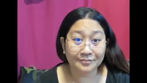 Snapshot of sweetpilipina88 chatting on 02/20/25, 12:04 MIA online show from 02/20/25, 12:04