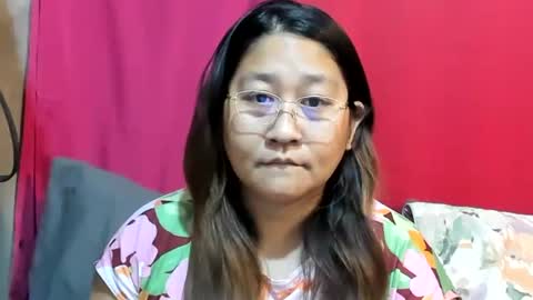 Snapshot of sweetpilipina88 chatting on 03/11/25, 11:23 MIA online show from 03/11/25, 11:23