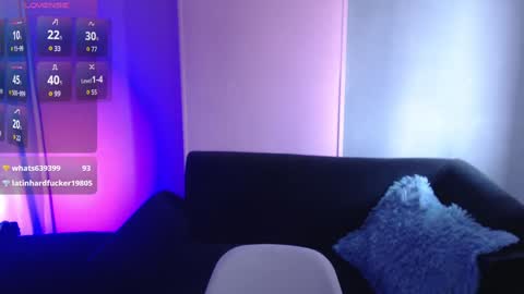 Snapshot of sweetrafaella chatting on 12/27/24, 05:26 Rafaella online show from 12/27/24, 05:26
