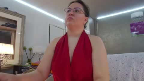 Snapshot of sweetraisa chatting on 06/07/26, 01:26 SweetRaisa online show from 06/07/26, 01:26