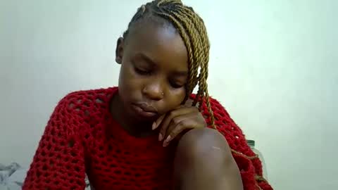 Snapshot of sweetrall chatting on 04/22/26, 09:55 Lilly online show from 04/22/26, 09:55