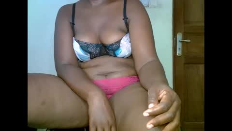 Snapshot of sweetrenne chatting on 01/15/25, 09:35 sweetrenne online show from 01/15/25, 09:35