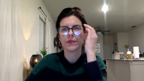 Snapshot of sweetriddance chatting on 01/15/26, 02:05 sweetriddance online show from 01/15/26, 02:05