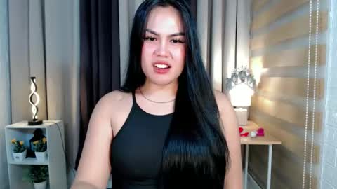 Snapshot of sweetsam14 chatting on 11/20/25, 09:25 sam online show from 11/20/25, 09:25