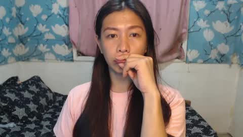 Snapshot of sweetsensation69xx chatting on 02/13/25, 12:21 Sweet online show from 02/13/25, 12:21