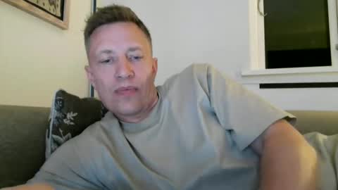 sweetsinner83 online show from 05/15/26, 08:49