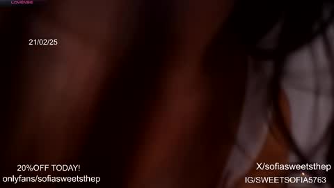 Snapshot of sweetsthep22 chatting on 02/22/25, 04:07 Sofia online show from 02/22/25, 04:07