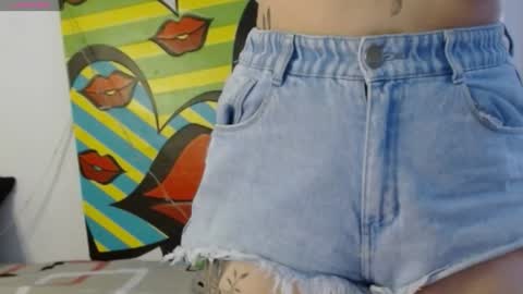 IG  valeen mo Vale   My schedule  Monday to Friday900 am - 300 pm  online show from 12/12/24, 03:48