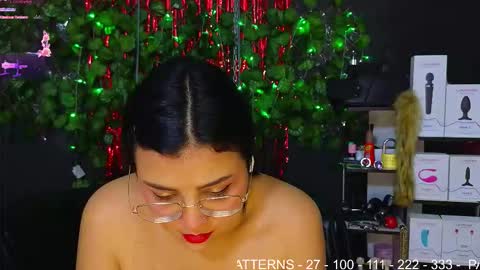 Snapshot of sweett_mollyy chatting on 02/08/26, 12:36 Molly - INDEPENDENT MODEL online show from 02/08/26, 12:36