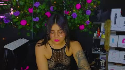 Molly -  INDEPENDENT MODEL online show from 05/09/26, 12:05