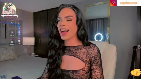 Snapshot of sweett_shinexx chatting on 12/27/24, 06:35 angel online show from 12/27/24, 06:35