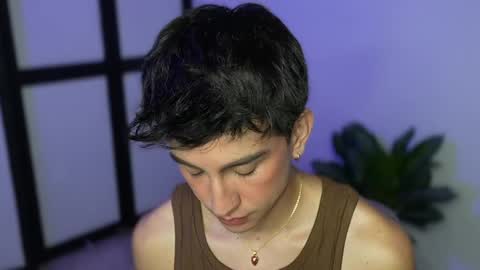 Snapshot of sweettaaron chatting on 06/07/26, 12:59 Andy online show from 06/07/26, 12:59