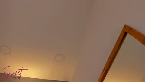 Snapshot of sweettammy_ chatting on 06/25/26, 12:53 Tammy online show from 06/25/26, 12:53
