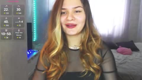 Snapshot of sweettchloe chatting on 03/02/25, 10:14 SweetTChloe online show from 03/02/25, 10:14