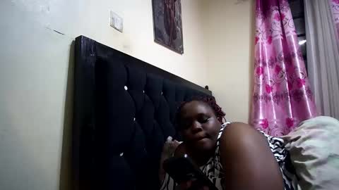 Snapshot of sweetthick_2 chatting on 02/03/26, 09:53 PEACHES online show from 02/03/26, 09:53