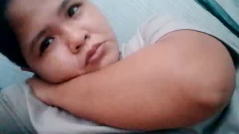 Snapshot of sweettielicious chatting on 11/30/25, 02:37 jHonNAlYnN online show from 11/30/25, 02:37