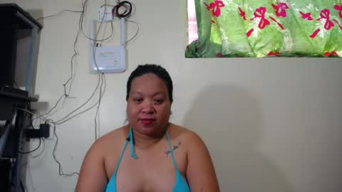 mia and luna online show from 05/22/26, 01:13
