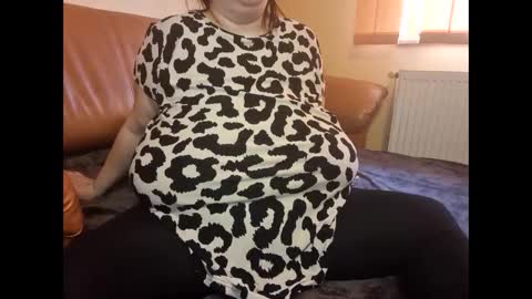 Maya online show from 02/16/25, 10:54