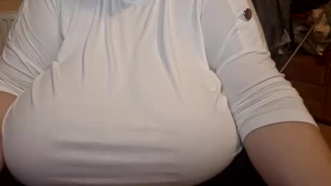 Maya online show from 02/16/25, 06:54