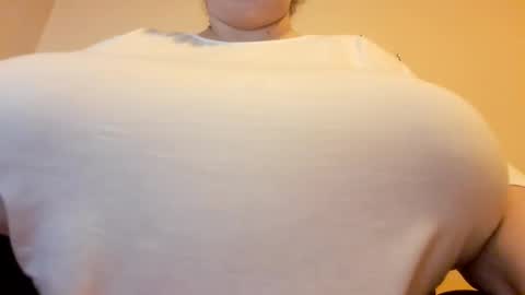 Maya online show from 02/16/25, 10:32