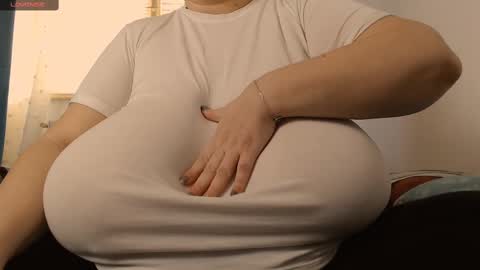 Maya online show from 02/19/25, 11:17