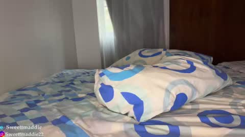 Snapshot of sweettmaddie chatting on 07/06/26, 10:34 Maddie online show from 07/06/26, 10:34