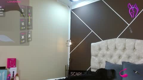 Scarlet online show from 11/28/25, 11:46