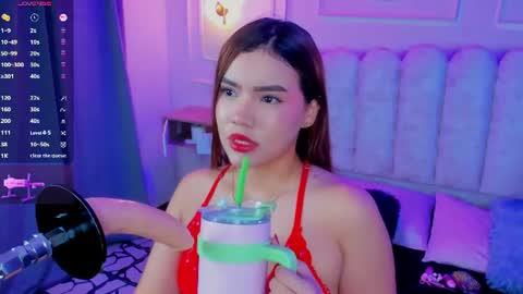 Snapshot of sweetty_emma chatting on 07/21/26, 01:02 Emma online show from 07/21/26, 01:02