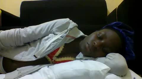 Snapshot of sweetvallerie chatting on 10/28/25, 06:54 sweetvallerie online show from 10/28/25, 06:54