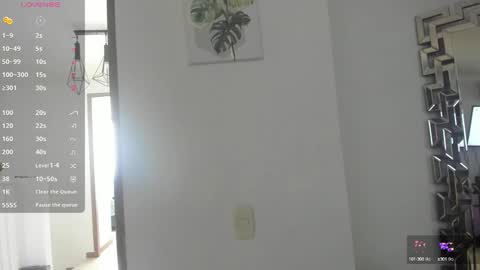 sweetvane_ online show from 09/28/25, 03:50