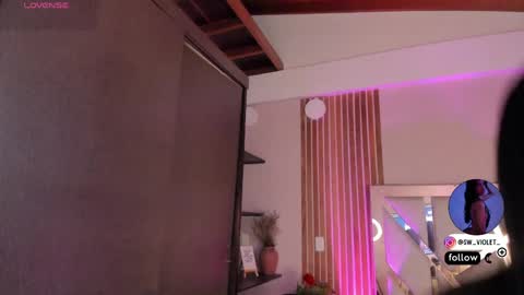 sweetviolet___ online show from 04/01/26, 12:28